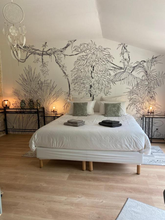 La Chaumeauniere Bed and Breakfast Aigrefeuille-dʼAunis Εξωτερικό φωτογραφία
